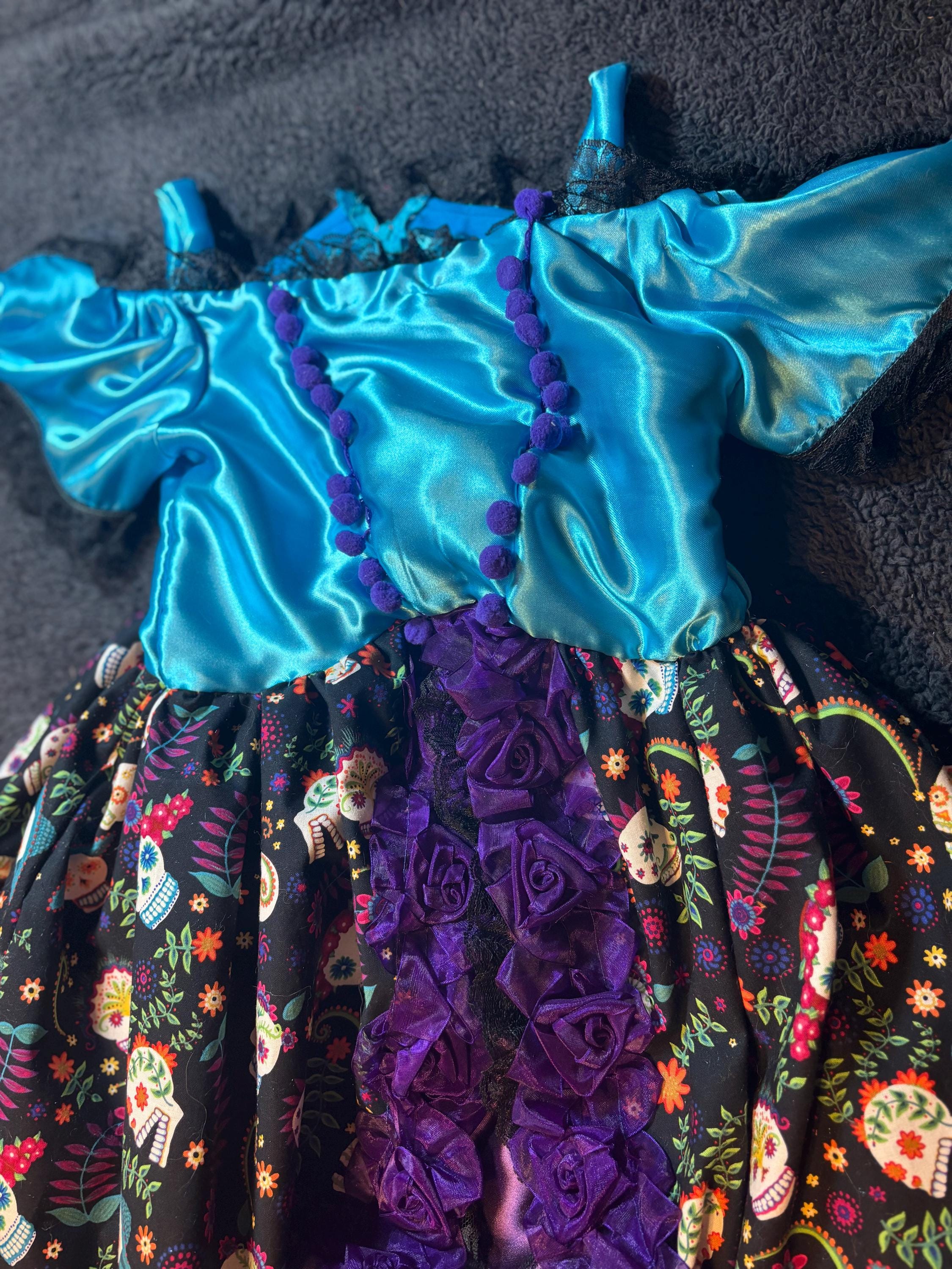 day of the dead purple dress Dia de los Muertos