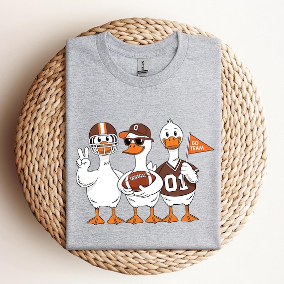 Football Season Shirt, Game Day Shirt, Football Shirt, Women's Football, Preppy Football, Football Mom, Cute Football Shirt, D423