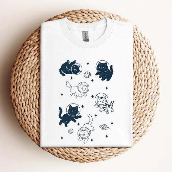 Cats in Space Shirt, Cat Lover Gift, Cat Tee, Best seller Funny T-shirts Unisex, Funny Cat Shirt, Cat Mom Shirt, Funny Women Shirt, D485