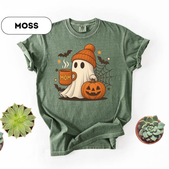 Comfort Colors®, Spooky Mom Shirt, Halloween Mom Shirt, Halloween Gift for Mom, Spooky Mom Shirt, Halloween Shirt, Halloween Party Tee, D501