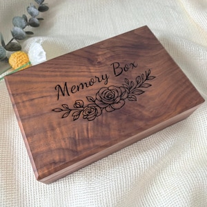Personlig minnesask – Alla hjärtans dag-present, minnesask i valnötsträ för brev och foton, graverat namn