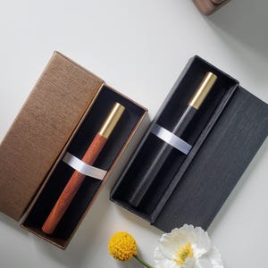 Aangepaste gegraveerde houten pen – handgemaakte houten pen – naam gegraveerde pen|Aangepast cadeau voor vader, echtgenoot, baas, leraar of afgestudeerde