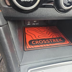 Subaru Crosstrek (17-23) Dash pocket mat.
