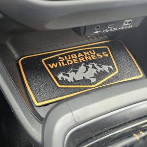 Subaru Crosstrek Wilderness (23-25) Dash pocket mat. (Only Models that have 11.6&quot; touch screen)