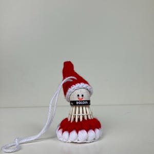 Selbstgemachte Häkelaccessoires, süße Shuttle-Puppen