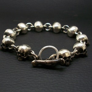 Skull Bracelet, Sterling Silver Skull Bracelet, Silver Skull Chain, Toggle bone closure, Half Jaw Skull, Silveralexa