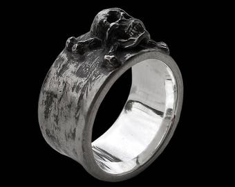 Skull and Crossbones Ring, Sterling Silver Crossbones Skull Ring, Wide band Skull Ring, Silver Skull Ring, All Sizes, Silveralexa