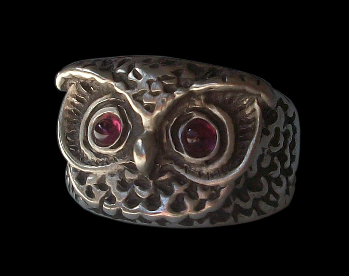Owl Ring, Sterling Silver Owl Ring, Garnet Eyes, All Sizes, Silveralexa
