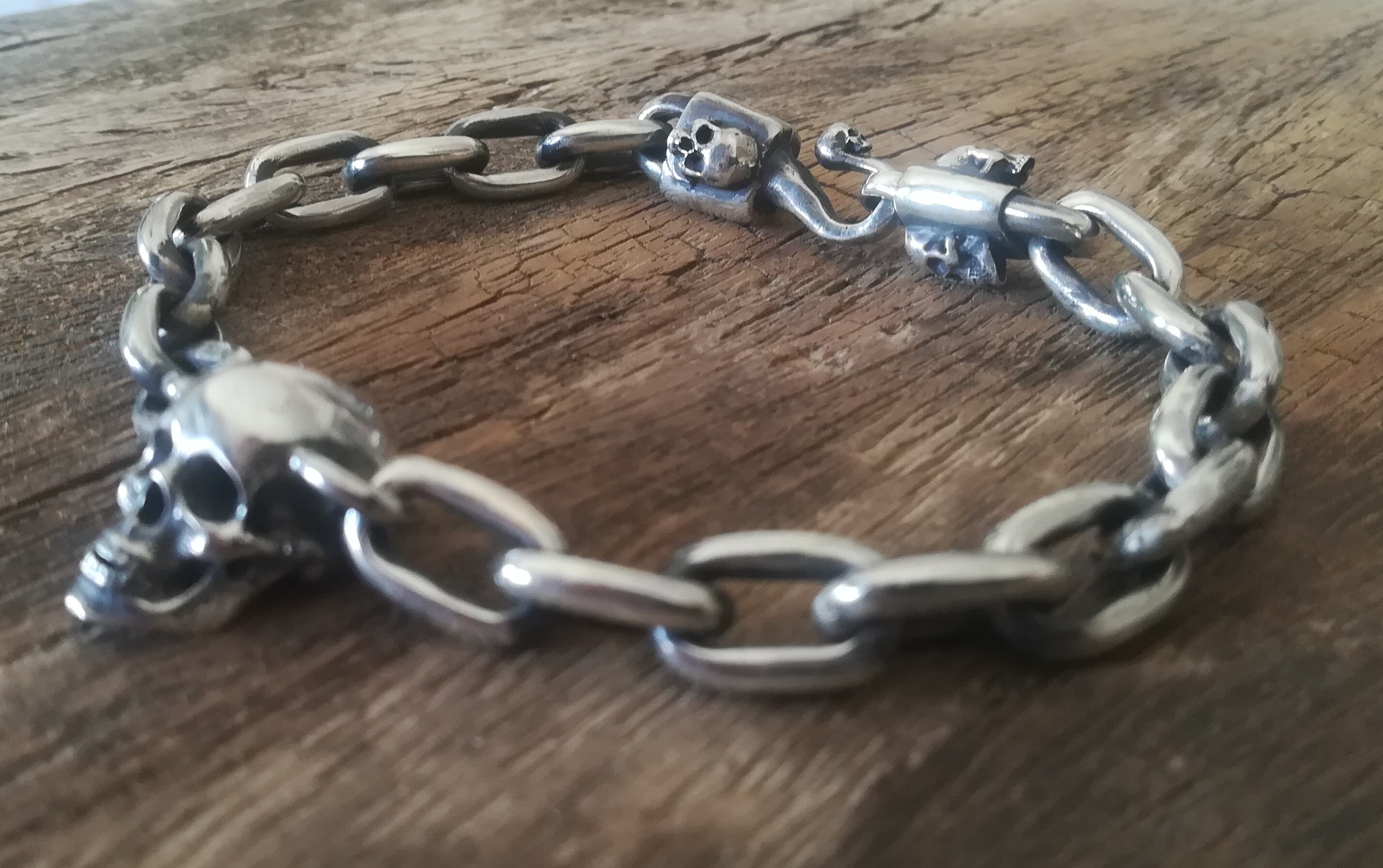 ★HARANG★ Silver Skull Chain Bracelet Silver Stainless Steel Skull Chain Biker Bracelet Men Women