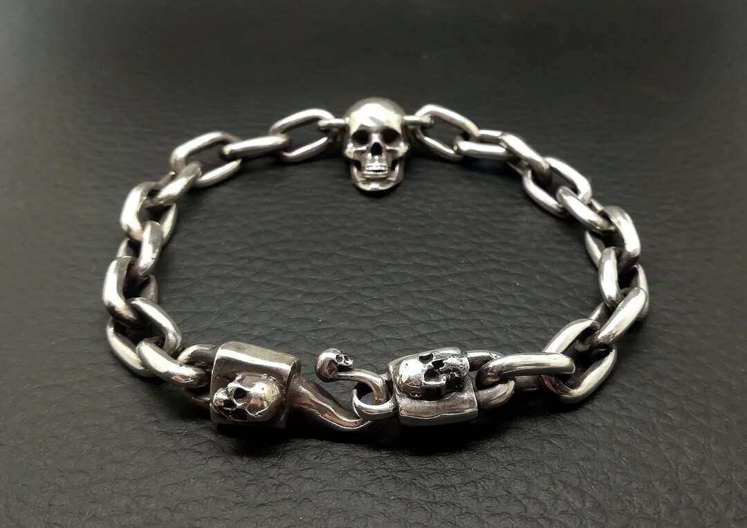 アクセサリー Thin Twin skull bracelet Skull Bracelet KBB11 – SilverWow™