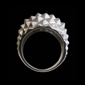 Pyramids Ring, Sterling Silver Pyramids Ring, Spiked Ring, Unisex Silver Ring, All Sizes, Silveralexa