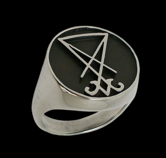 La bague de lucifer hotsell