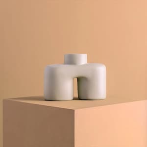 Modern Abstract Ceramic Vase, Unique Sculptural Art Vase, Contemporary Minimalist Flower Holder, Ceramic Art Vase, Geometric Flower Vase