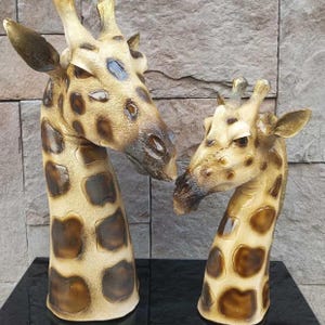 Giraffe Head Statue Set, Handcrafted Giraffe Sculptures, Safari Style Giraffe Head Statue, Decorative Giraffe Head Statues Set