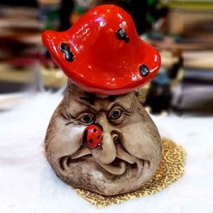 Angry Face Mushroom Statue, Unique Angry Mushroom Garden Statue, Mushroom Gnome Angry Face Statue, Handcrafted Grumpy Mushroom Statue