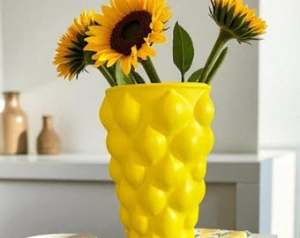 Handmade Lemon Vase, Yellow Ceramic Fruit Vase, Modern Lemon-Themed Pot, Lemon Vase, Leman Planter, Fruit Vase, Fruit Planter, Lemon Pot