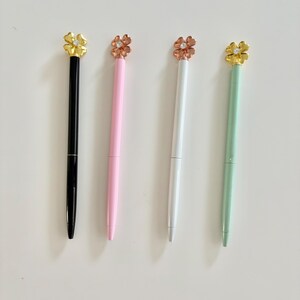 Luxus Blumenstifte mit Diamant-Detail, 4 Farben, eleganter Blumenschreibstift, hübsches Geschenk für Sie, Büro, Schule, Hochzeitsbevorzugung