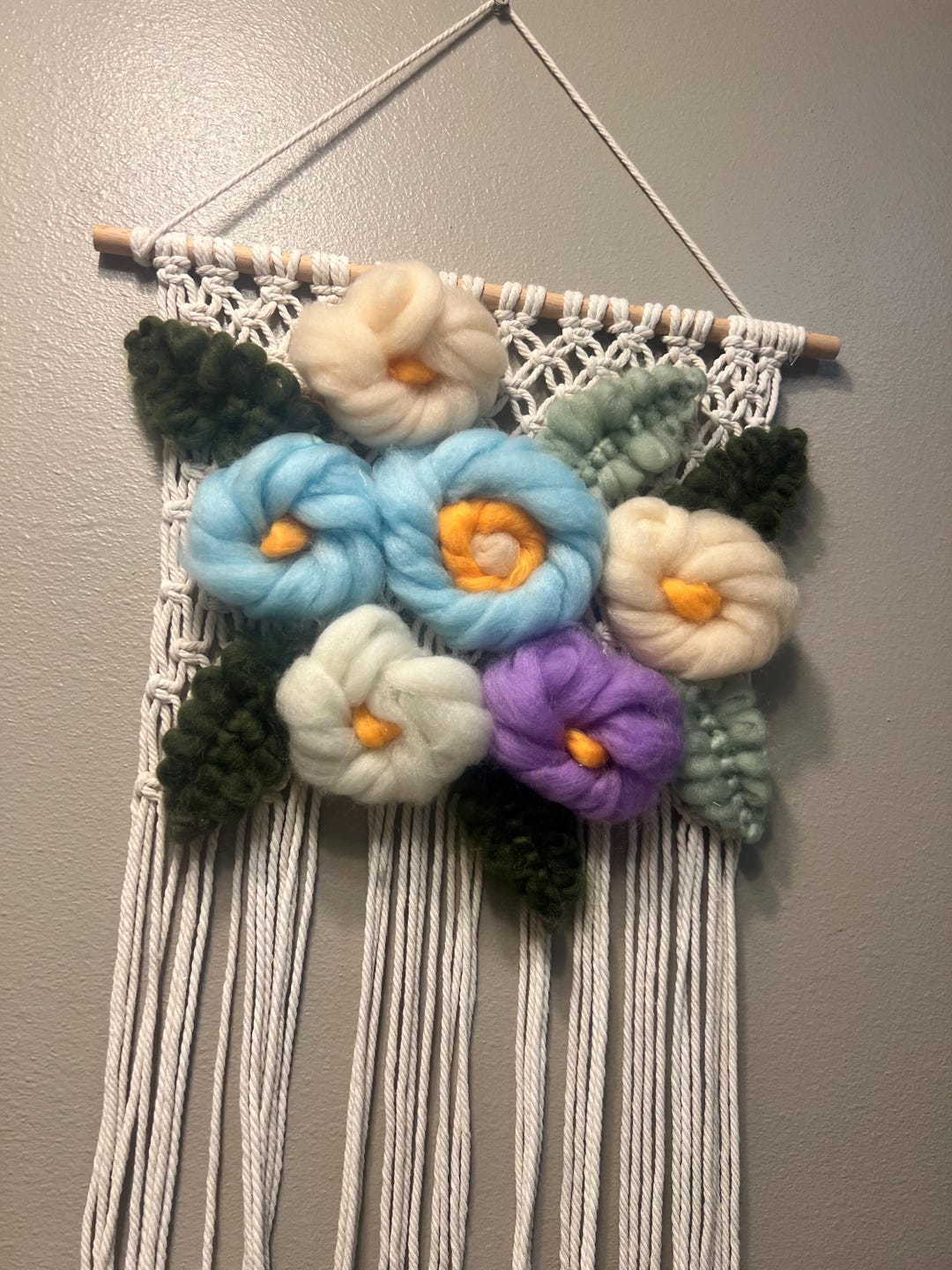 Macrame Cottagecore Floral Bouquet Wall Hanging, Macrame Fiber Art, Girl Nursery Decor ...