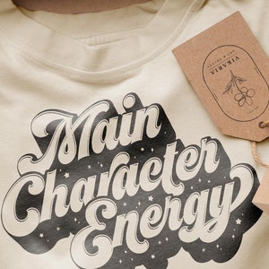 Personagem principal Energia SVG, Texto ondulado png svg png, Sublimação svg retrô, Svg groovy, Citação da moda svg, Cricut DIY, Arquivo de corte do personagem principal