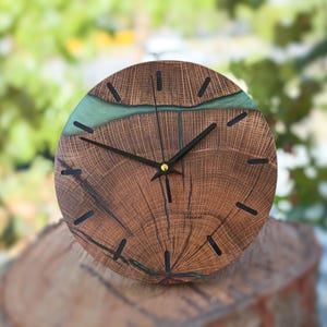 Wood clock, Modern Abstract Wall Clock , Large Epoxy Wood Wall Clock for Living Room,Minimalist Wood Wall Clock, Unique  Wood Wall Clock