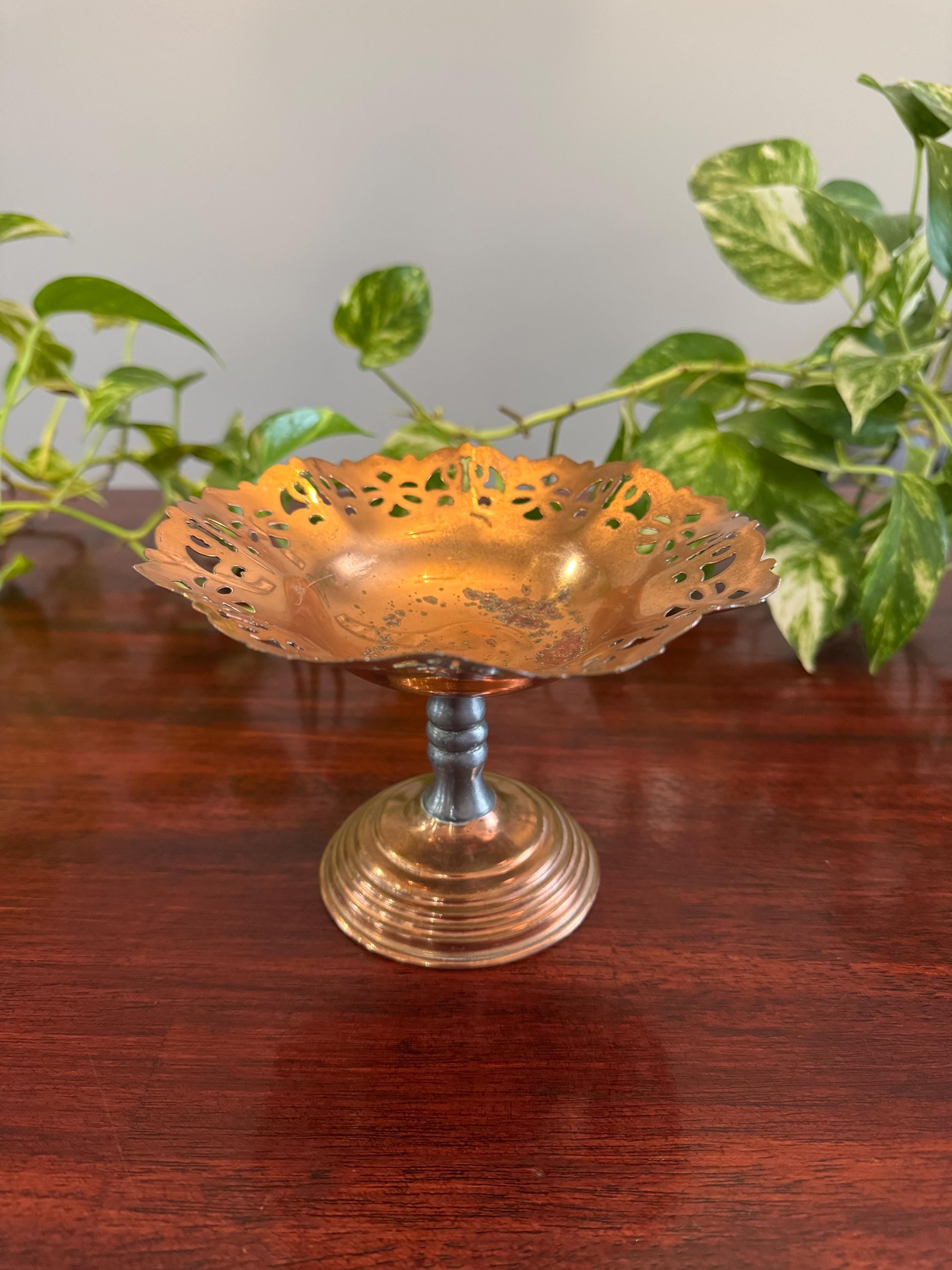 Cuenco de pedestal de cobre vintage - CL • EP en cobre