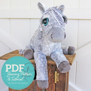 Molde e tutorial de costura para cavalo de pelúcia e unicórnio Floppy Filly - PDF DIGITAL