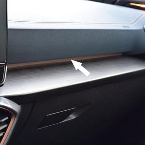 MetalMods - Past op CUPRA Formentor, Leon | KOPER Stijl | Stalen Decor voor Handschoenenkastje - Accessoires voor Formentor Leon