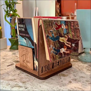 Personalized Book Holder, Custom Book Stand, Book Nook, Gift for Readers, Mothers Day Gift, Gift for Wife, Christmas Gift for Mom