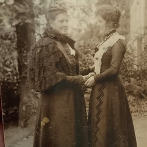 Photographie ancienne, meilleurs amis, carte postale édouardienne, vers 1905