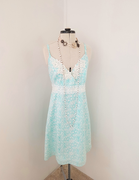 STUNNING aqua dress, pretty summer, beach resort w