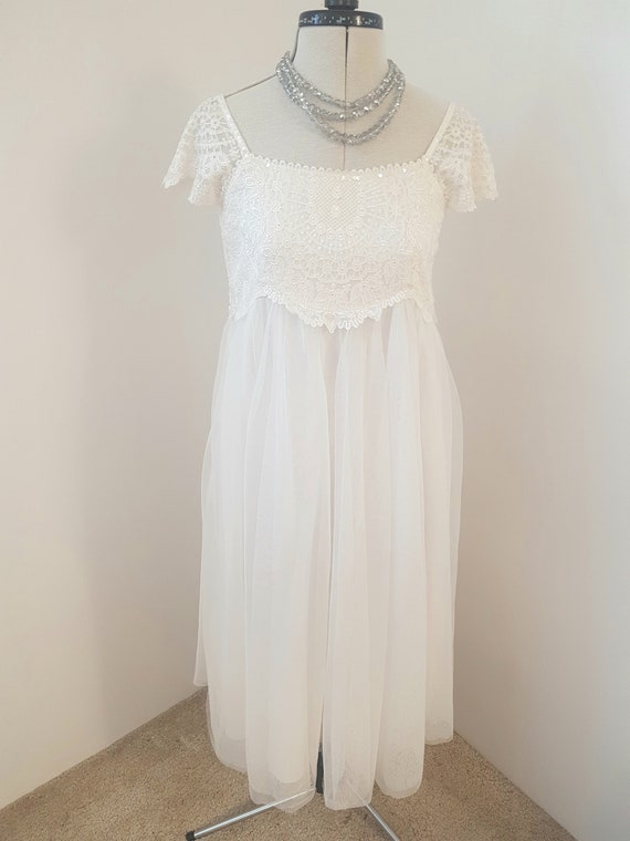 white georgian style dress, bridgerton wedding bri