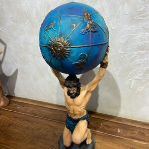 Atlasstandbeeld: Grieks mythologisch decor, kantoorornament (12,2 x 4,7 inch)