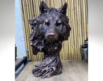 12" Wolf Head Statue: Marble Dust & Polyester Animal Sculpture