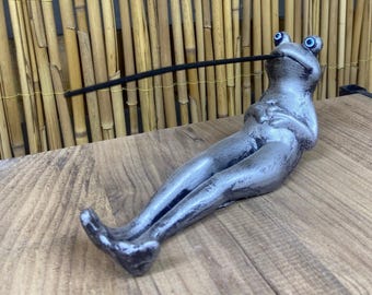 カエル型逆流香炉｜ヒキガエル型香炉｜禅の住まいやギフトに最適な