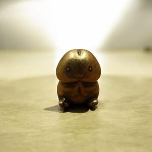 Brass Cartoon Mushroom Head Keychain Pendant - Cute Small Doll Bag Charm, Car Key Holder, Unique Gift for Mushroom Lovers