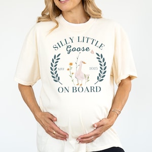 Koszulka Comfort Colors® Silly Goose z informacją o ciąży, zabawna koszulka ciążowa z napisem „Gęsi Bump”, prezent na odzież ciążową, prezent na koszulkę dla nowej mamy