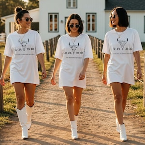 Getting Hitched Getting Rowdy Shirts, Bachelorette Shirts, Western Bachelorette Party Favors, Bachelorette Party, Country Bachelorette Shirt