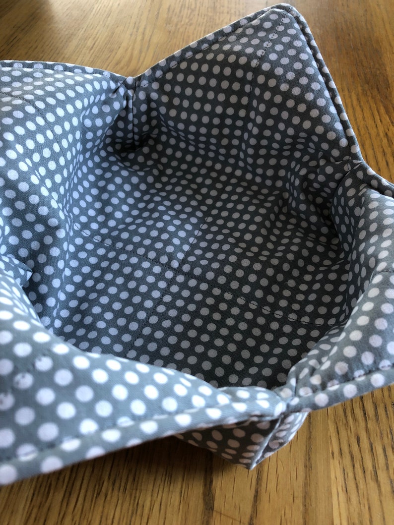 Dotted Gray Microwave Bowl Cozy