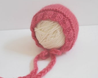 Newborn Baby Bonnet/Newborn Hat/Baby Shower Gift/Baby Bonnet/Knit Bonnet/Hand Knit Newborn Bonnet/Newborn Photo Prop