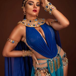 Made to order Cleopatra belly dance costume,crystal sparkly bra belt skirt set belly dance,professional belly dance costume, performance cos