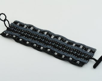 Black beaded cuff bracelet, black beads, gray beads, firepolish beaded bracelet, peyote stitch, wide cuff, beadwoven bracelet, shiny beads