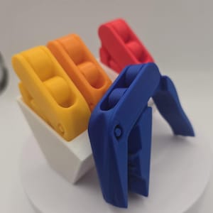 Snack Attack Defense Kit – Chip Clip Holder + 4 FREE Clips!