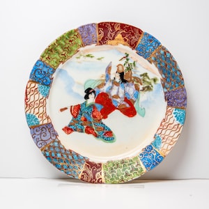 Stunning Enameled Porcelain 19th Century Japanese Imari Plate