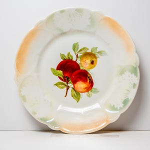 Vintage Hand Painted German 8.5&quot; Plate with apples and scalloped edges