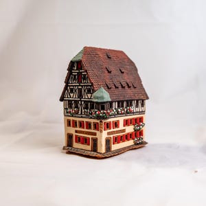 Marienapotheke Midene Handmade Tealight & Incense/Oil Diffuser Ceramic House
