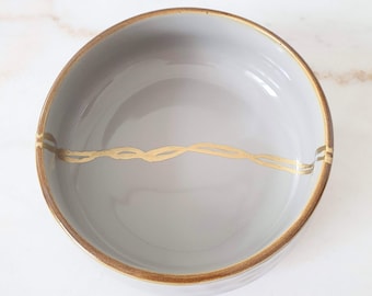 Gray Ceramic Bowl 14.5 cm, Symbolic Gift, Thoughtful Gift for Her, Healing Gift