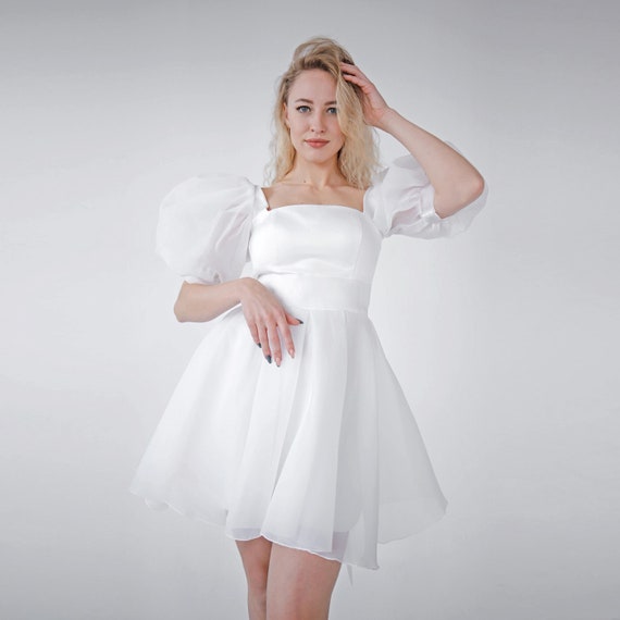 strapless open back dress Graceful V-Neck Open Back Wedding Dress Light Ivory
