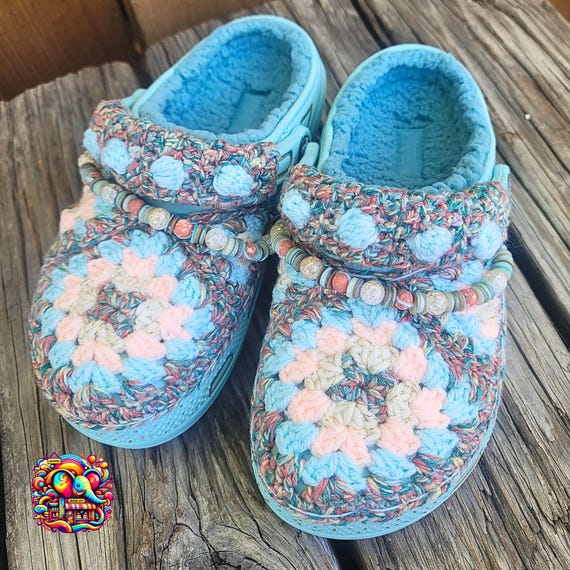 Custom Crocs® for LINDA Aqua Bliss - Classic Lined Clogs  display picture 3