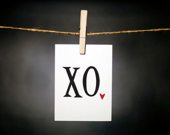 xo // love card // simple love card // hugs and kisses // anniversary card //