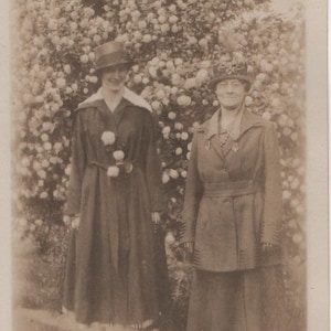 Found Photo Ladies in Hats Original Vernacular  Snapshot